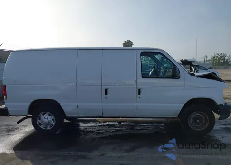 2011 Ford E-150 Commercial z USA, uszkodzony, nr VIN 1FTNE1EW5BDB33830
